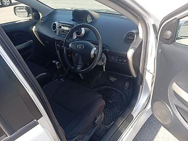 step 2: Toyota Ist: 2002 г., 1.3 л, Автомат, Бензин, Хэтчбэк — 8