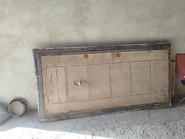 Ev və bağ: Dəmir karkaslı giriş qapısı – taxta teksturalı ön panel - Material — 4