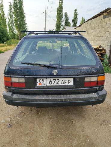 Volkswagen Passat: 1990 г., 1.9 л, Механика, Дизель, Универсал