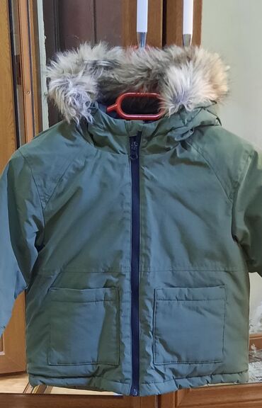 детские подростковые спортивные костюмы: Uşaq üçün qış gödəkçəsi - Rəng: zeytun-yaşıl - Kapüşonlu, süni kürk