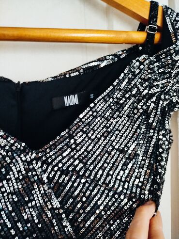 длинные закрытые вечерние платья: Кече көйнөгү, Коктейл, Узун модель, Жеңдери менен, Пайеткалары менен, L