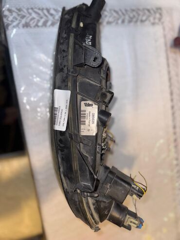 Faralar: Sol, Yaxın və uzaq vuran işıqlar Opel, Orijinal, Fransa — 1