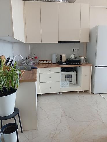 сдаю квартиру по рыскулова: 3 комнаты, 77 м², Пишпек Элитка, 6 этаж, Евроремонт — 2
