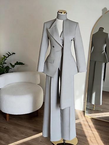 Kompleti: 🔥Ženski elegantni komplet – sako i široke pantalone
✅3600 din — 1