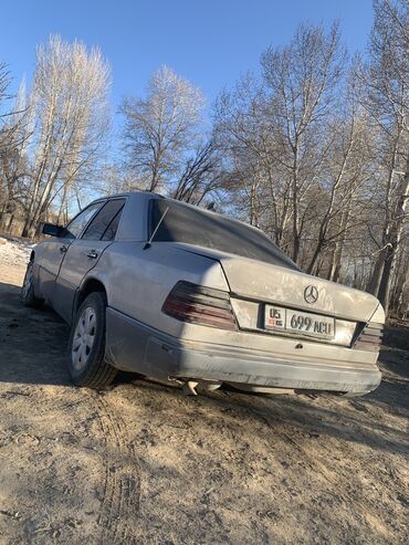 митсубиши спейс стар: Mercedes-Benz W124: 1989 г., 3 л, Механика, Дизель, Седан