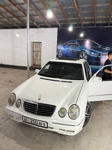 женские машины не дорогои: Mercedes-Benz E‑Class (W210), седан, белый цвет. Особенности и