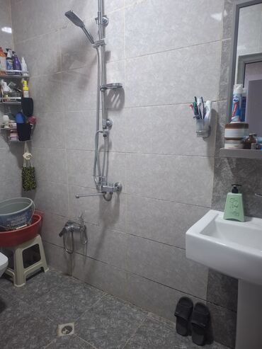 Həyət evləri və villaların satışı: 2 otaqlı, 66 kv. m, Yeni təmirli — 18