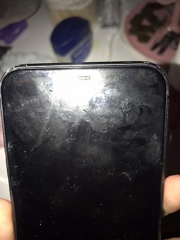 Mobil telefonlar: IPhone 11, Qara, Face ID — 9