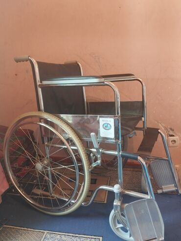 инвалидная коляска в оше: Продаю инвалидную коляску, цена договорная (символически)