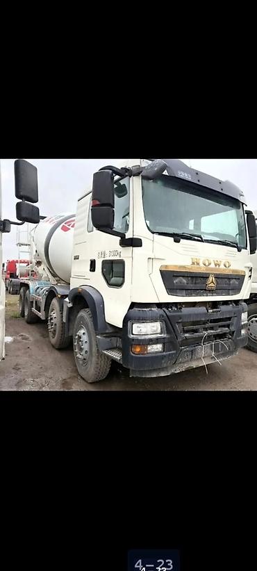 sinotruk: Бетономешалка — 2