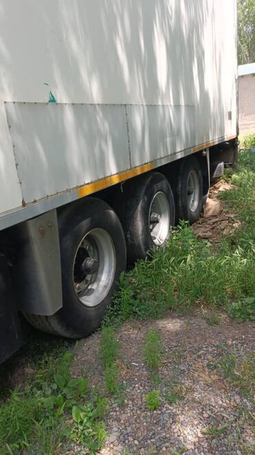 Прицепы и полуприцепы: Прицеп, Рефрижератор, Б/у at lalafo.kg Прицепы и полуприцепы: Прицеп, Рефрижератор, Б/у