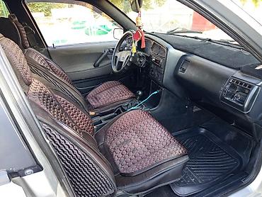 гур е39: Volkswagen Passat Variant: 1990 г., Кол менен иштөөчү, Бензин, Универсал — 6