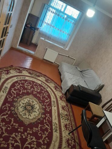 kiraye evler 7 8 mkr: 7 mkr azadliq metrosuna yaxin 5/5 mertebesinde 2 otaqli ev 450 azn