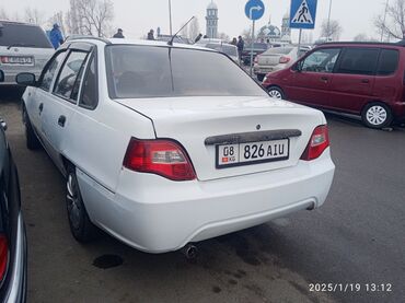 Daewoo: Daewoo Nexia: 2010 г., 1.5 л, Механика, Бензин, Седан