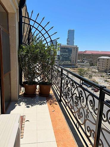İcarəyə verilir 2 otaqlı yeni tikili 65 m², Ağ şəhər q. 1 400 AZN/ay