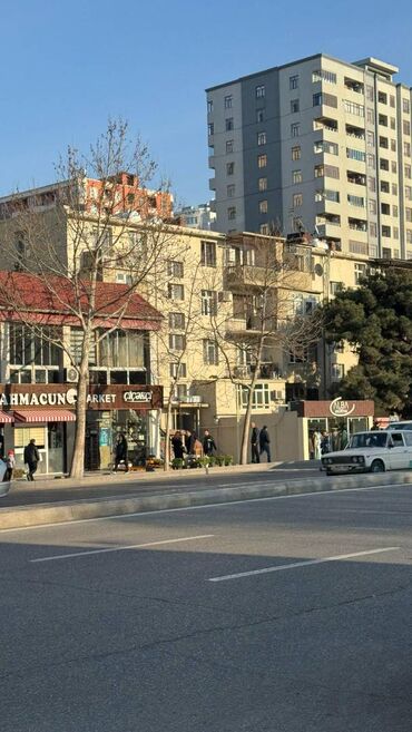 Kommersiya daşınmaz əmlakının satışı: Bakı, 1 otaqlı, Köhnə tikili, m. İnşaatçılar, 40 kv. m