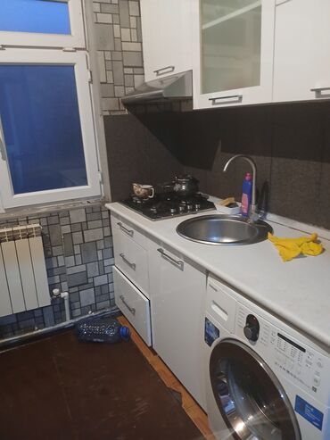 снять дом почасово: Metro elmlere yaxın 2otaglı heyet evi kirayə verilir girisi ayrı