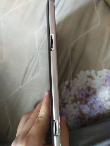 tab 8: Samsung Galaxy Tab 3 (7.0) planşet - Ekran: 7 düym, ön hissədə