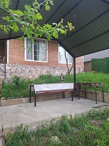 Günlük kirayə evlər: 90 kv. m, 4 otaqlı, İnternet — 1