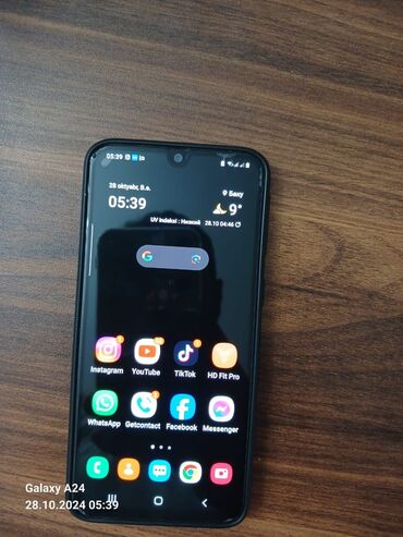 samsung galaxy 8: Samsung Galaxy A40, 64 GB, rəng - Qara, Barmaq izi, İki sim kartlı