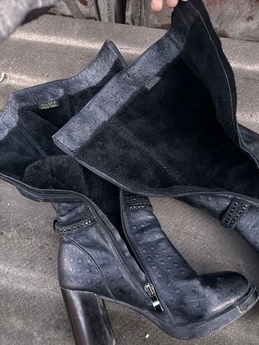 Çəkmələr: Çəkmə, Ölçü: 39, rəng - Qara, İşlənmiş — 7