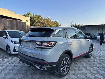 suv: Dongfeng AX7: 2022 г., 1.5 л, Бензин, Внедорожник — 10