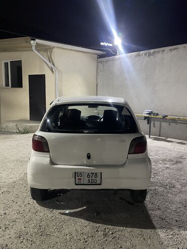 вит авто: Toyota Platz: 2001 г., 1 л, Автомат, Бензин, Хэтчбэк