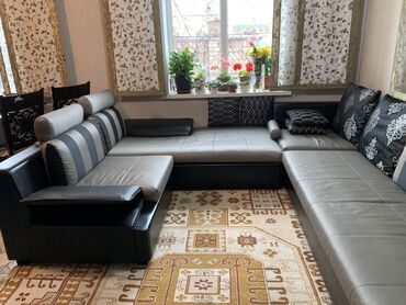 диваны талас: Угловой диван, цвет - Серый, Б/у