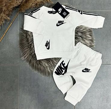 nike decije helanke: De,, Dečiji komplet trenerke – duks + donji deo - Modeli: Nike i — 1