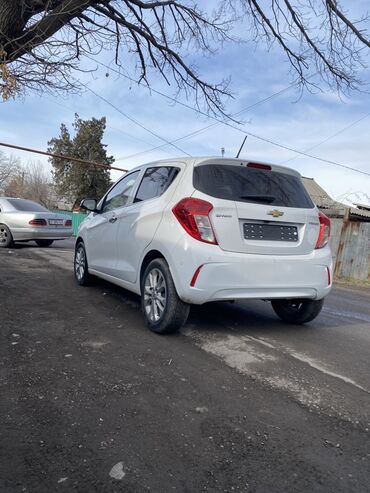 Chevrolet: Chevrolet Spark: 2020 г., 0.1 л, Автомат, Бензин, Хэтчбэк — 3