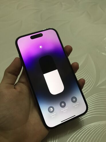 айфон 14 в рассрочку: IPhone 14 Pro, Б/у, 128 ГБ, Deep Purple, Защитное стекло, Чехол, 79 %