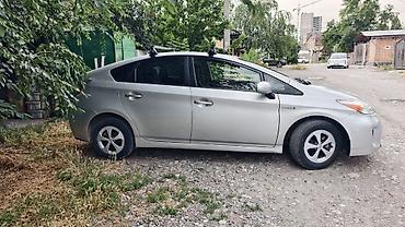 ключ на приус: Toyota Prius: 2015 г., Автомат, Гибрид, Хэтчбэк — 9