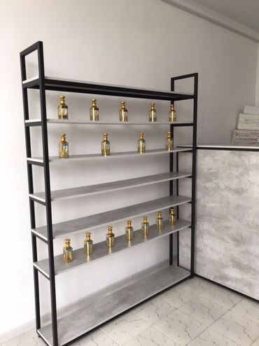 куплю полки для магазина бу: Полки,Стеллажи Лофт Местная производство Конструкция металическая