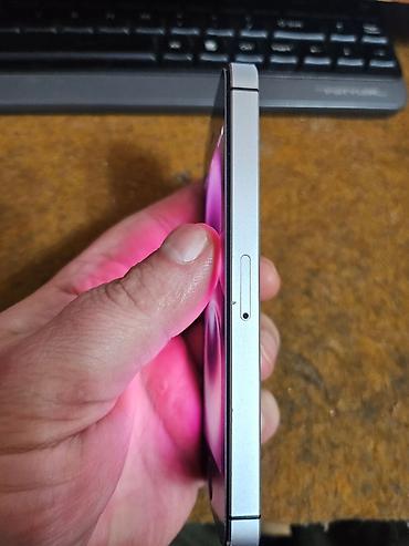 Apple iPhone: Apple iPhone iPhone SE, 128 GB, Srebrna, Otisak prsta — 13