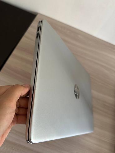 macbook 15: HP 15-дюймовый ноутбук серебристого цвета Характеристики: - Экран — 3