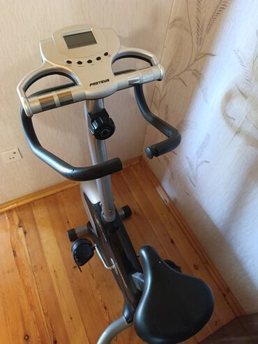 Qaçış trenajorları: Salam her vaxtiniz xeyir olsun ideal veziyyetde velotirnajor satiram