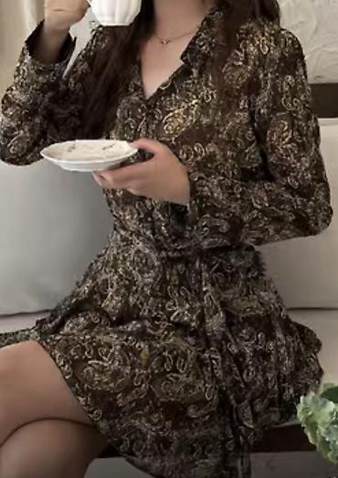 Повседневные платья: Лёгкая туника-платье в рубашечном стиле с запахом и длинным поясом. С — 11