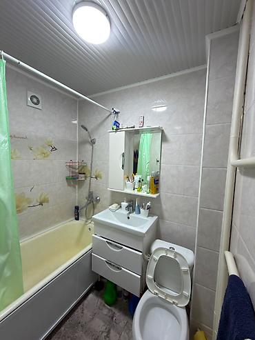104: 3 комнаты, 58 м², 6 мкр 104 серия, 4 этаж, Косметический ремонт — 6