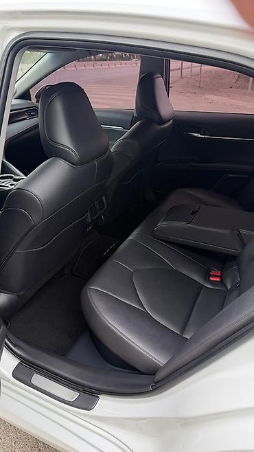 Унаа сатуу: Toyota Camry: 2020 г., 2.5 л, Автомат, Гибрид, Седан — 8