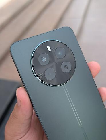 huawei 3: Realme 12, Б/у, 512 ГБ, цвет - Зеленый, 2 SIM — 2