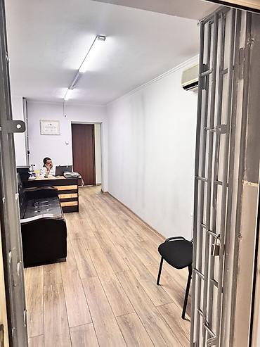 снять мини офис: Сдаю Офисный кабинет: 12 м², В жилом комплексе, С ремонтом, С отдельным входом — 5