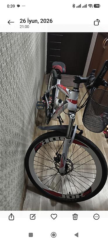 İdman velosipedləri: Velosiped – dağ/şose tipli, 26” təkərli - Rəng: ağ-qırmızı-qara dizayn — 3