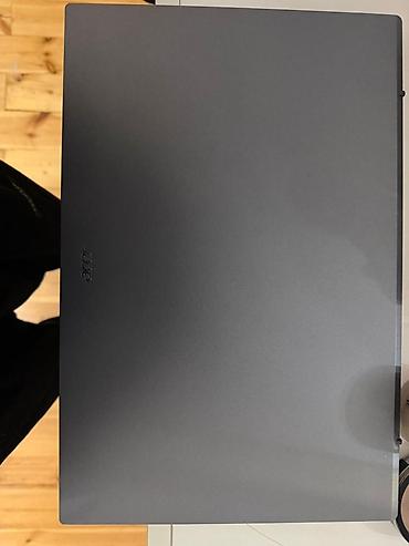 acer i3: Acer noutbuk – 15.6" Full HD ekran, nazik çərçivə dizaynı. Klaviatura — 3