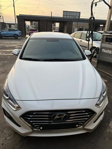 Hyundai: Hyundai Sonata: 2019 г., 2 л, Автомат, Газ, Седан