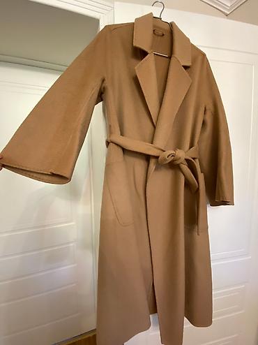 Paltolar: Palto 38-44 olcude Max Mara firmasina mexsusdu, Koreyada alinib, 2-3 — 2