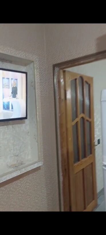 Uzunmüddətli kirayə evlər: 40 kv. m, 1 otaqlı, Telefon, Su, Kanalizasiya — 3