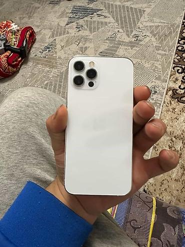 Apple iPhone: IPhone 12 Pro, Б/у, 256 ГБ, Графит, Чехол, 82 % — 8