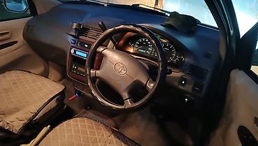 Toyota: Toyota Ipsum: 2001 г., 2 л, Автомат, Бензин, Минивэн — 7