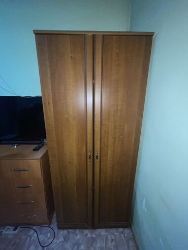 платье ош: Продаю шкаф для одежды