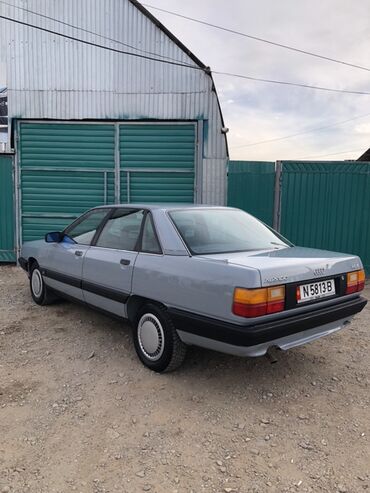 Audi: Audi 100: 1989 г., 2 л, Механика, Бензин, Седан — 2
